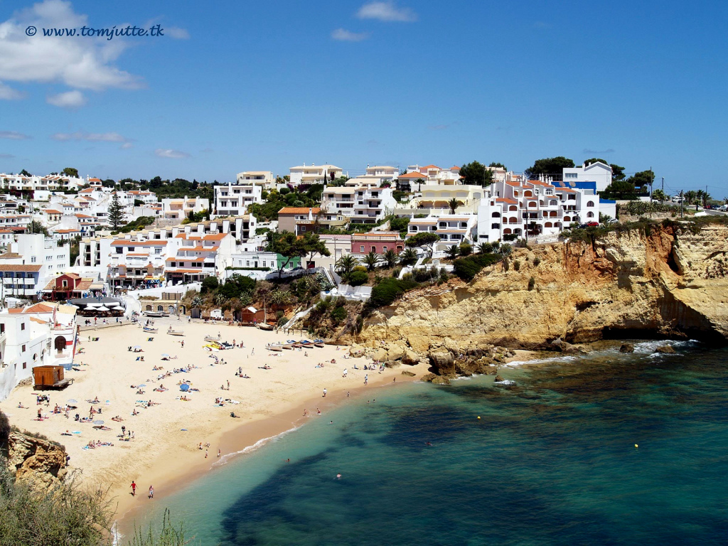 Carvoeiro，葡萄牙中部阿尔加维的一个沿海村庄。