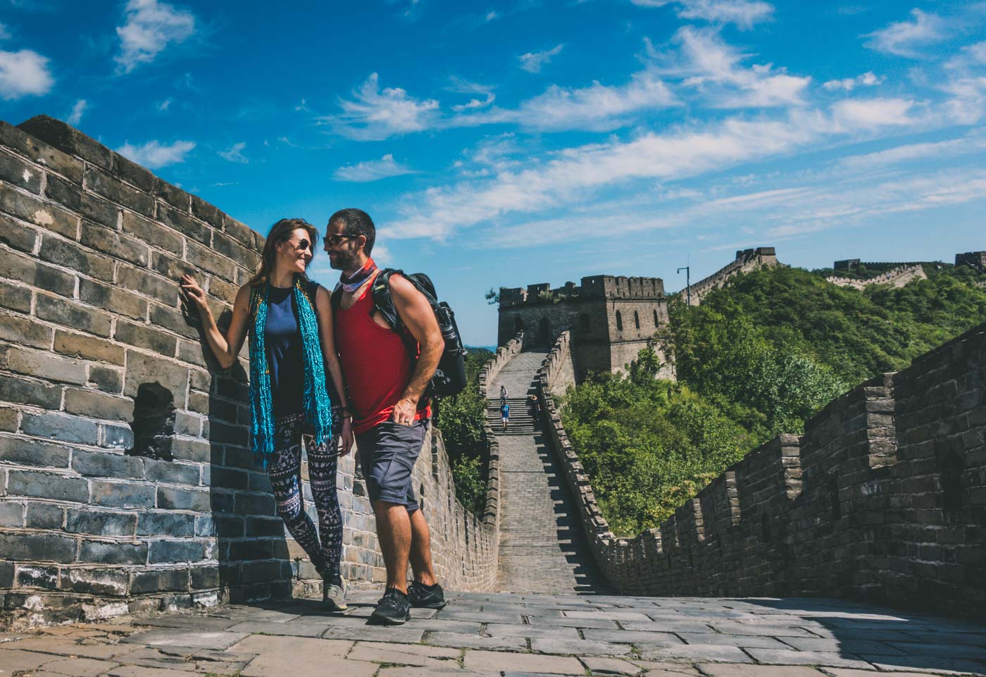 奥克萨娜和麦克斯去中国长城徒步旅行，遗愿清单上的想法