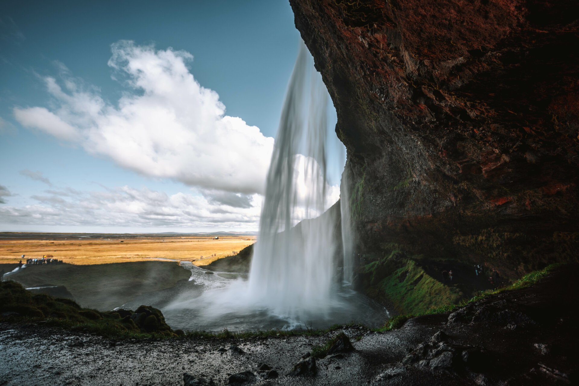 冰岛最好的瀑布:冰岛南部的Seljalandsfoss瀑布